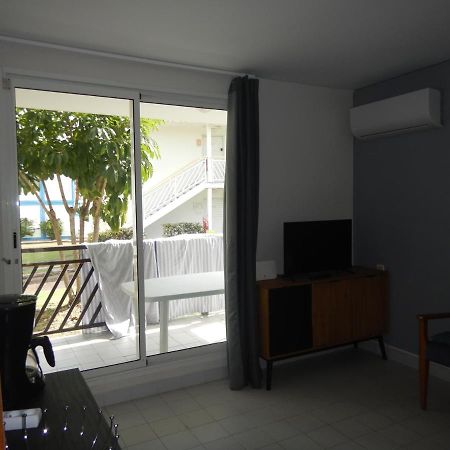 Manoneva Apartment Сен Франсоа Екстериор снимка